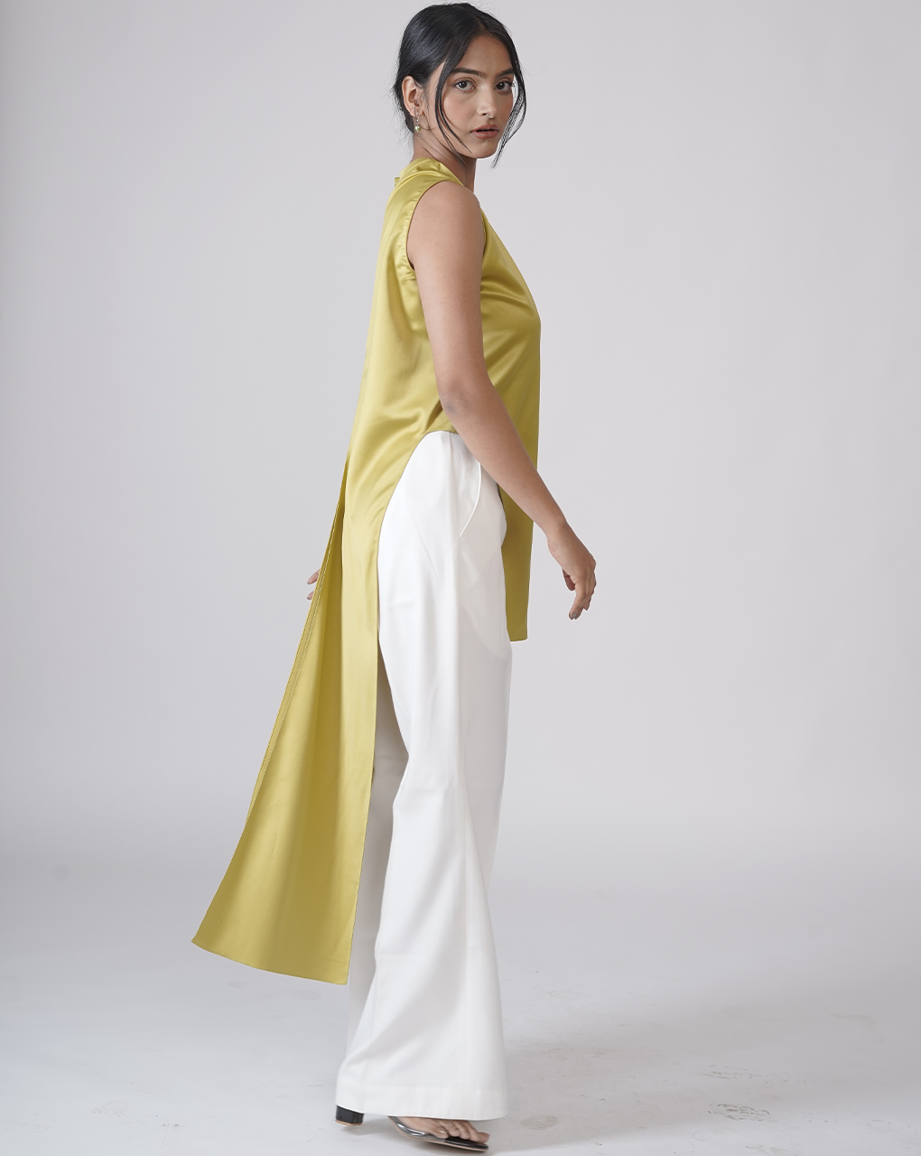 Asymmetry Arc Top