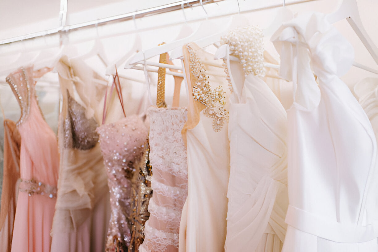 How to Pick the Perfect Style in Evening Dresses for Women?